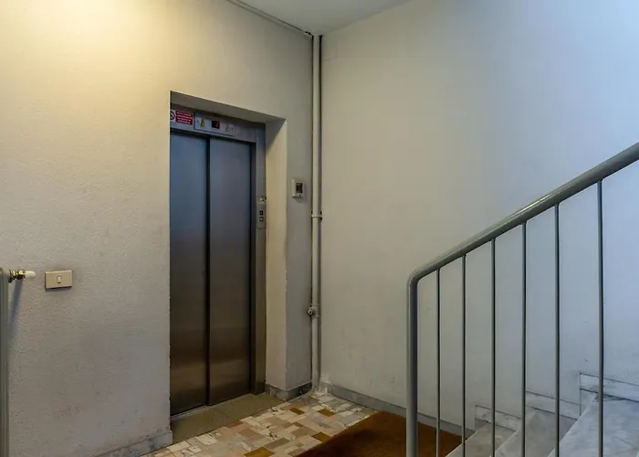 Bright Elegant Flat With Balcony, Portello Apartament Mediolan