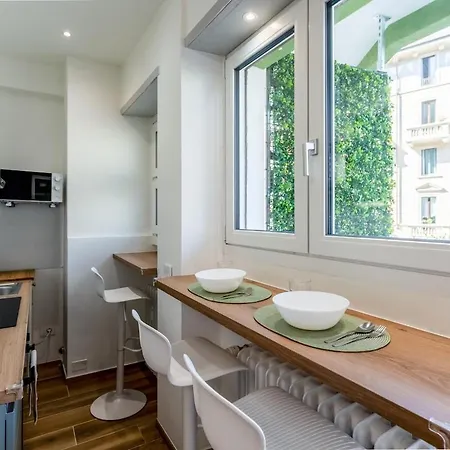 아파트 Bright Elegant Flat With Balcony, Portello